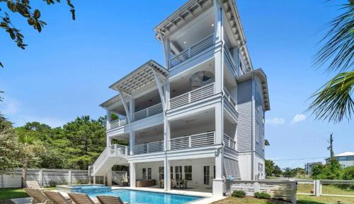 Seven-Bedroom House