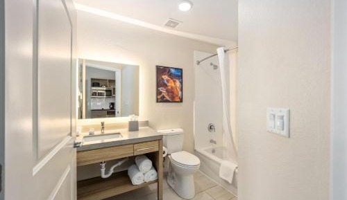 One-Bedroom Suite