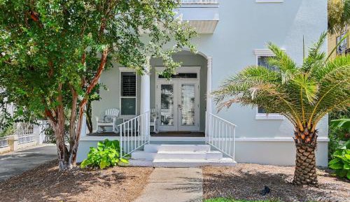 Three-Bedroom Vacation Home 