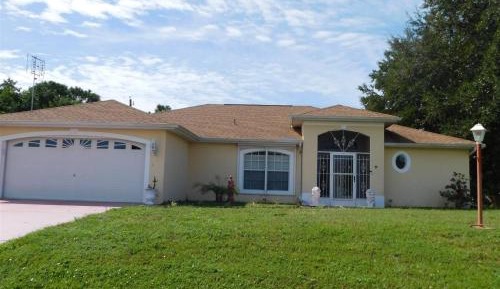 Three-Bedroom Vacation Home 