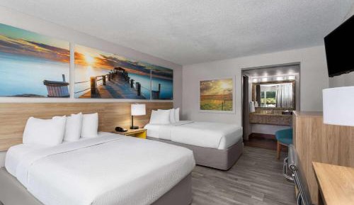 Deluxe Double Room with Two Double Beds - Non-Smoking