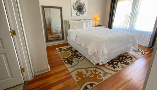 Queen Suite
