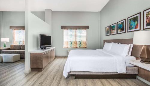 One-Bedroom Suite