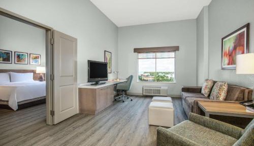 One-Bedroom King Room-Hearing Access