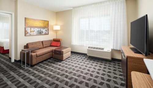 One-Bedroom Queen Suite with Sofa Bed