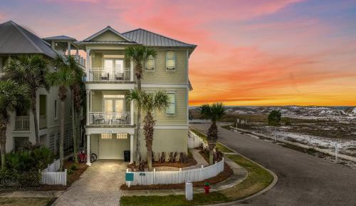 Four-Bedroom Vacation Home