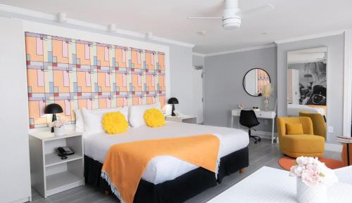 Suite with One King Bed