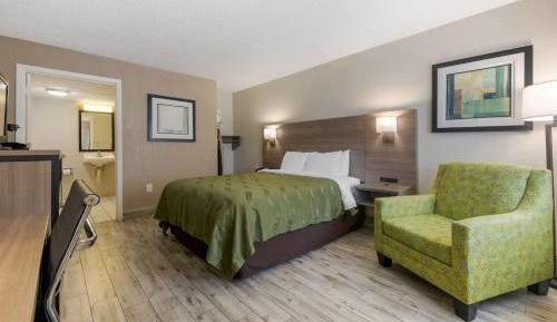 Queen Room - Accessible/Non-Smoking