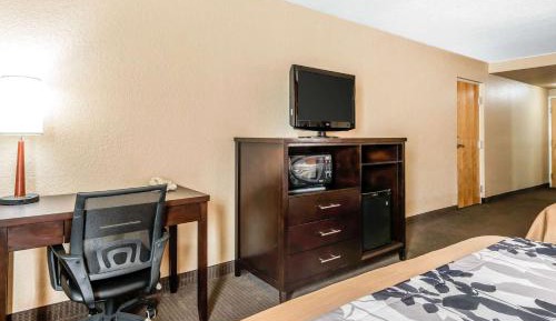 Superior Queen Room with Two Queen Beds - Non-Smoking