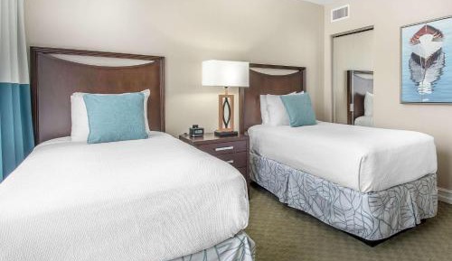 	 Efficiency Suite One King Bed Two Single Beds Nonsmoking
