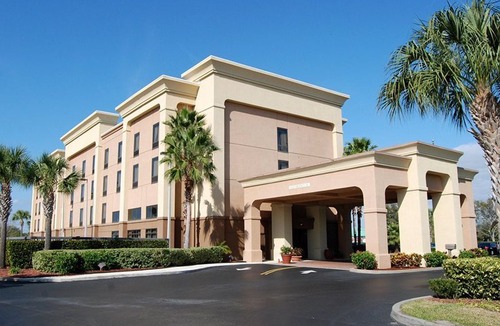 Port Saint Lucie Hotel | Hampton Inn & Suites Port St. Lucie