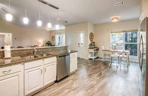 Santa Rosa Beach House | New Listing /Private /Comfy /EZ Walk to Beach