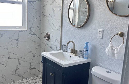 East Daytona Apartment | Cozy apartment, Beach step