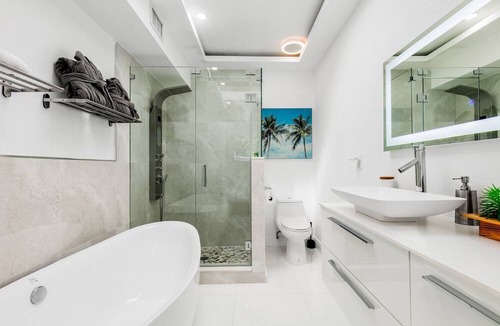 Lake Clarke Shores Villa | Villa d'Este Palm Beach