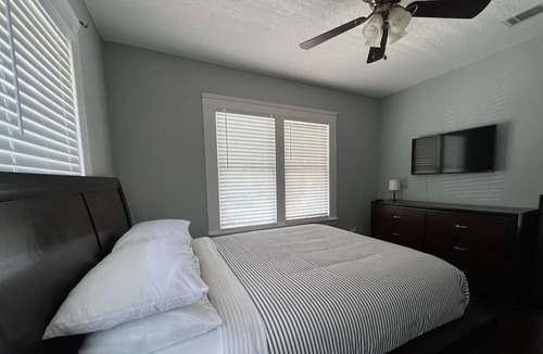 Springfield Cottage | Charming 2-bedroom Cottage in Springfield
