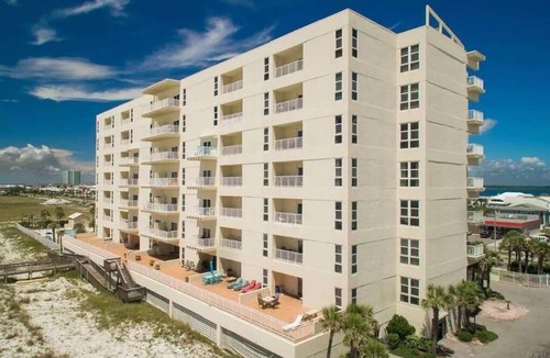 Pensacola Beach Condo | Directly on the Gulf, larger end unit, both bedrooms have water view!
