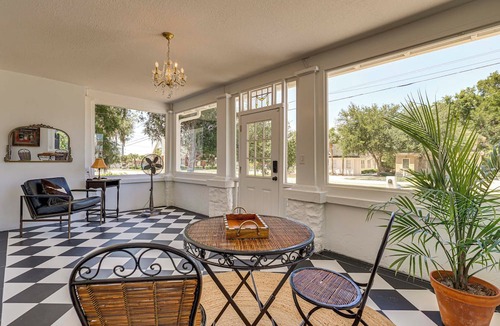 Eustis House | Heart of Historic Dtwn Eustis! MCM-Inspired Unit