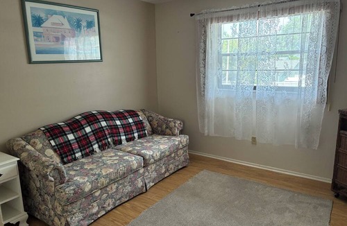 St. Petersburg - Clearwater Condo | Cozy 2-bedroom condo with AC in fabulous St. Petersburg