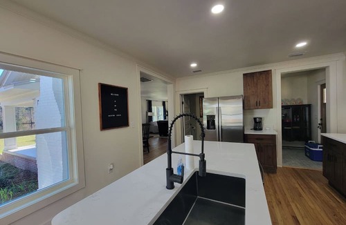 Brewton House | The Martin Lodge - Country Living Near Town on a Fishing Pond