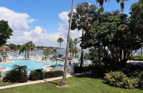 Pinellas Point House | Perfect St. Pete's Stay - Exclusive Cabanas, Coastal Dining & Attractions Nearby