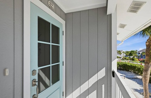 Boca Grande Condo | NEW LOW PRICE - Coastal BG North 82, a spacious 2-bed, 2-bath Boca Grande with stunning Gulf views