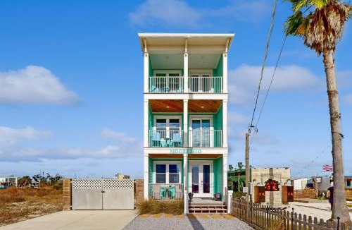 Mexico Beach House | Moorejito