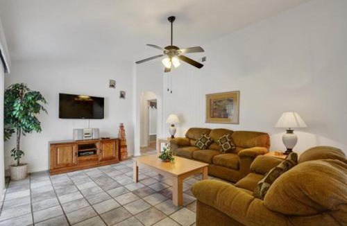 Greater Groves House | Private 4 Bedroom 3 Bath Pool Home near Disney