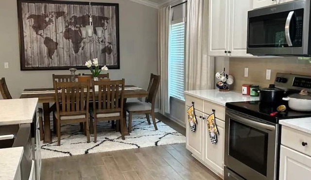 Relaxing One Bedroom in Jacksonville in a beautiful neighborhood
