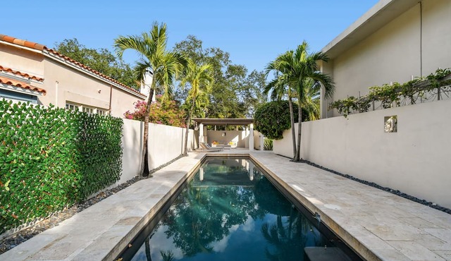 The Cove - Davis Island Estate