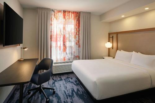 Fairfield Inn 