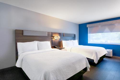 Holiday Inn Express Hotel Clearwater East Icot Ihg 